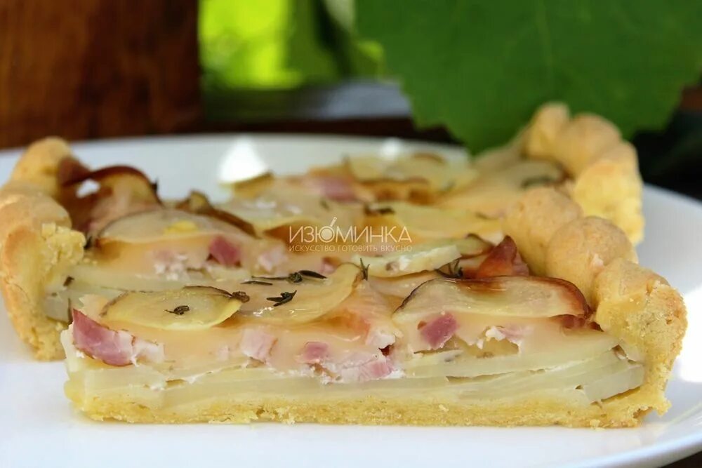 Пирог с беконом и картофелем