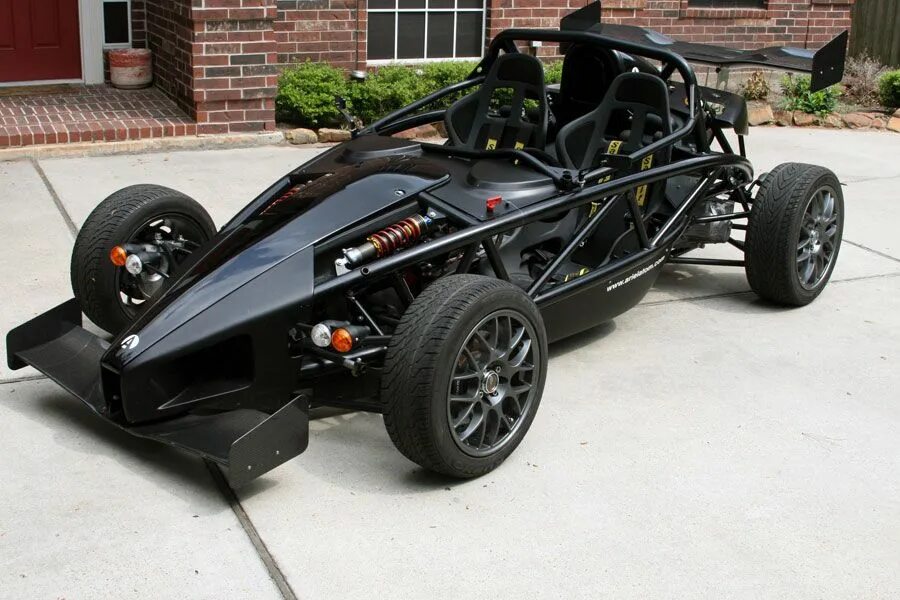 Ariel atom 3. Ariel atom сиденья. 4. Ariel atom 300. Атом 300.