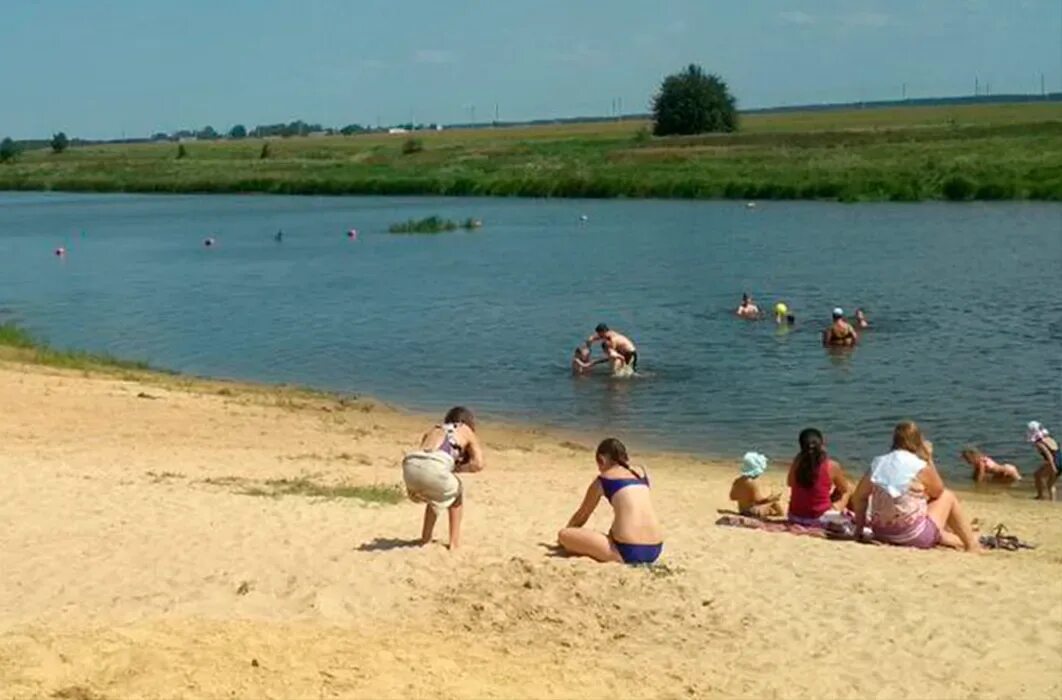 Химки парк 4 стихии. Парк любви и верности. Солигорск отдых. Город солигорск. Солигорское детский пляж.