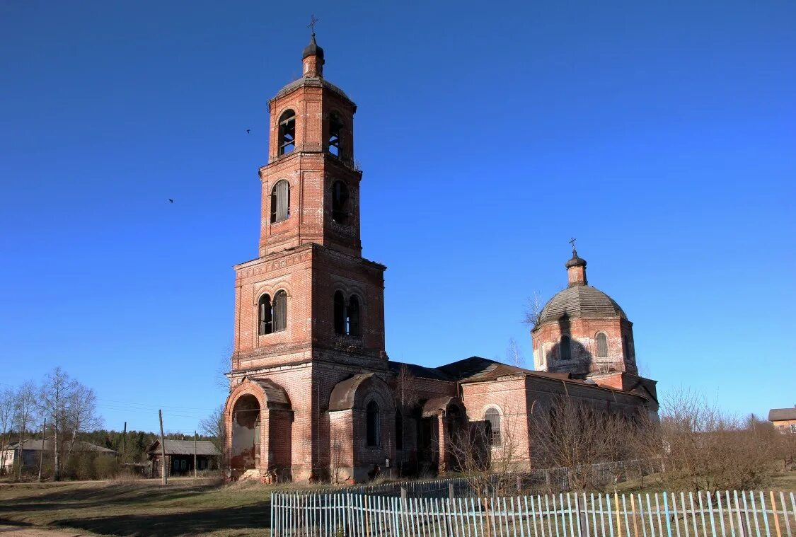 Даровской район Кировской области. Даровской Церковь. Село Даровское Кировской области. Кировская область Даровской район село Кобра.