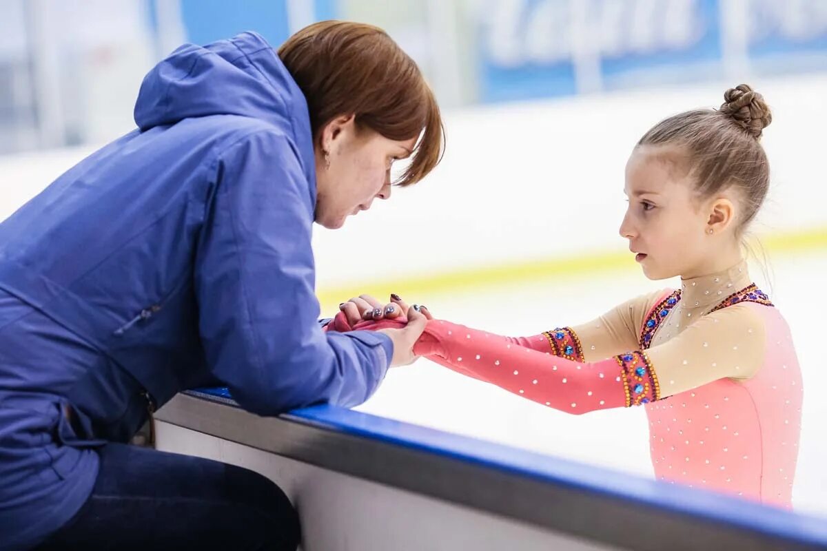 Чикмарева екатерина фигуристка. Тесса вирту скотт мойр олимпиада 2018 произвольный. Анна щербакова олимпийские игры 2022. Туктамышева олимпийская чемпионка. Фигурное катание дети.