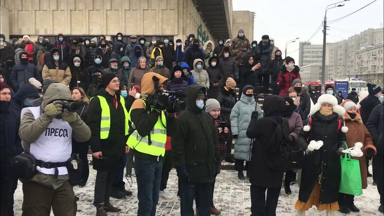 Прямая трансляция митинг сейчас. Протесты в Казани 23 января 2021. Митинги в Казани январь 2021. Митинг в Казани 23.01.2021.