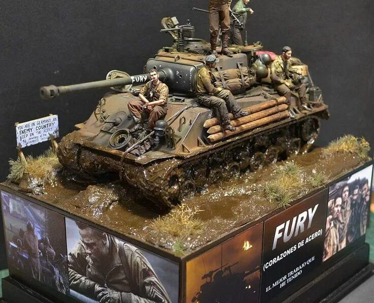 Модель fury. Шерман 1/35 фьюри моделс. Модель fury. Шерман ярость 1/35. Танк шерман фьюри.