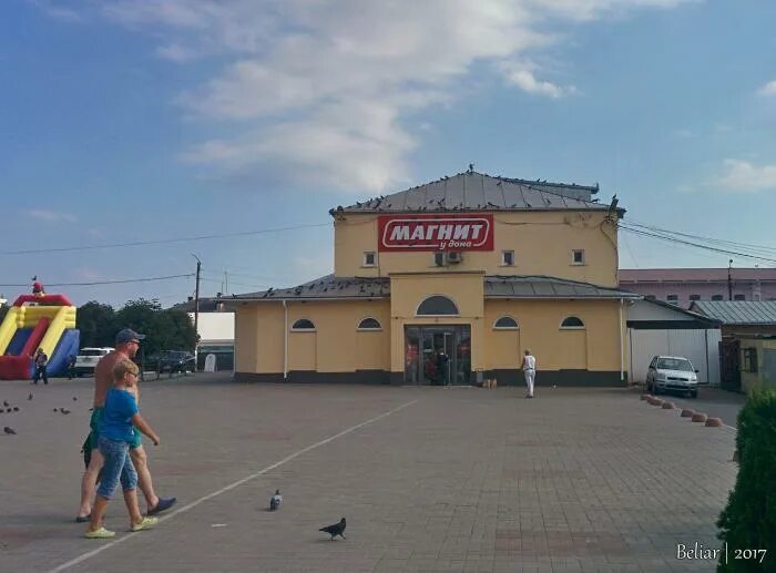Глебовский, микрорайон, магазин верный. Боровск магазин на калужской. Красногорск ул ленина 39. Город боровск магазины. Ворсино калужская область.
