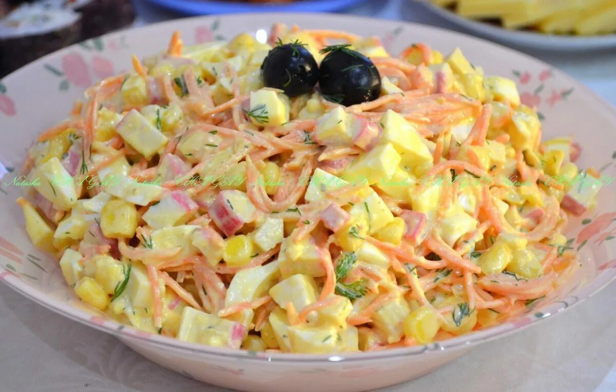Салат с курицей / Салат с корейской морковкой / Салат с корейской морковью и кур