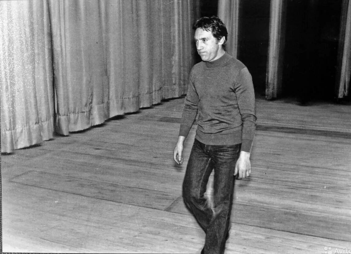 высоцкий рост. рост высоцкого 162. высоцкий рост. владимир высоцкий рост. какой рост был у высоцкого.