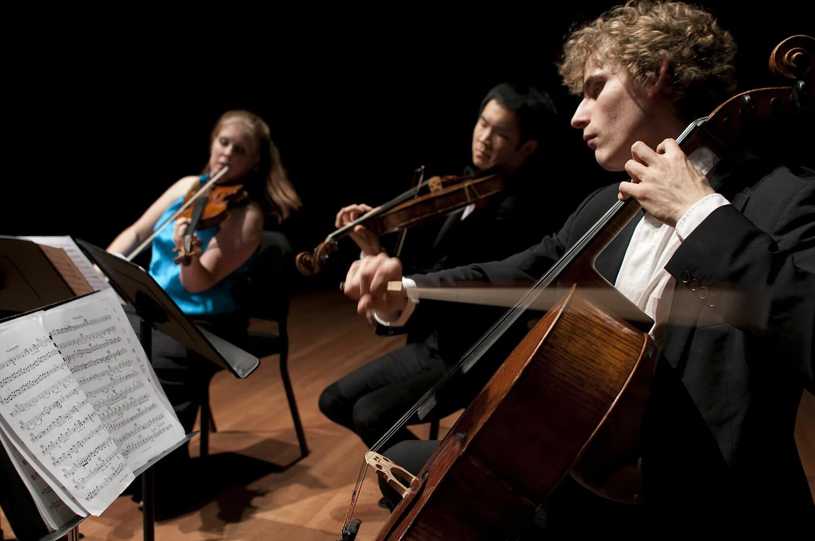 Classical исполнители