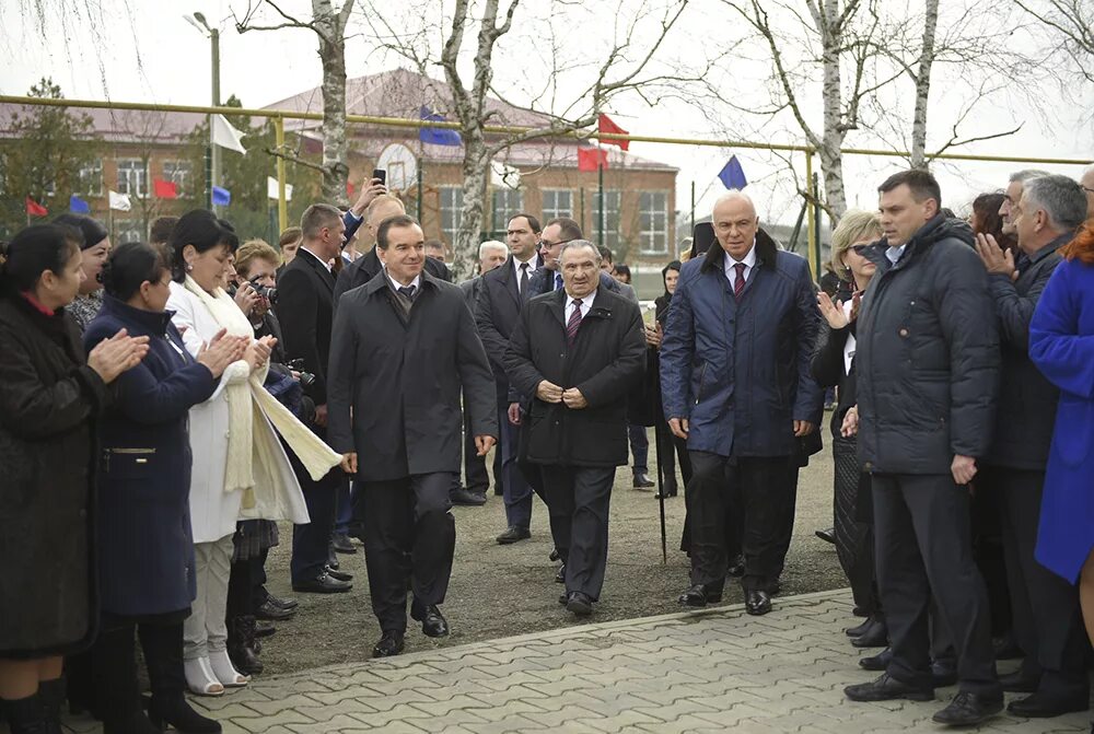 Погода в ауле урупском. Мечеть в ауле урупском. Аул кызыл уруп. Погода в ауле урупском. Погода в ауле урупском.