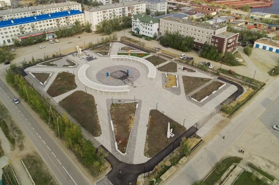 Жатай округи. Жатай якутск. поселок жатай. жатай площадь. площадь капитанов жатай.