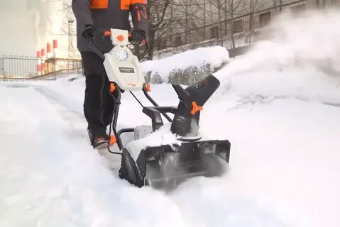 Как выбрать снегоуборочную