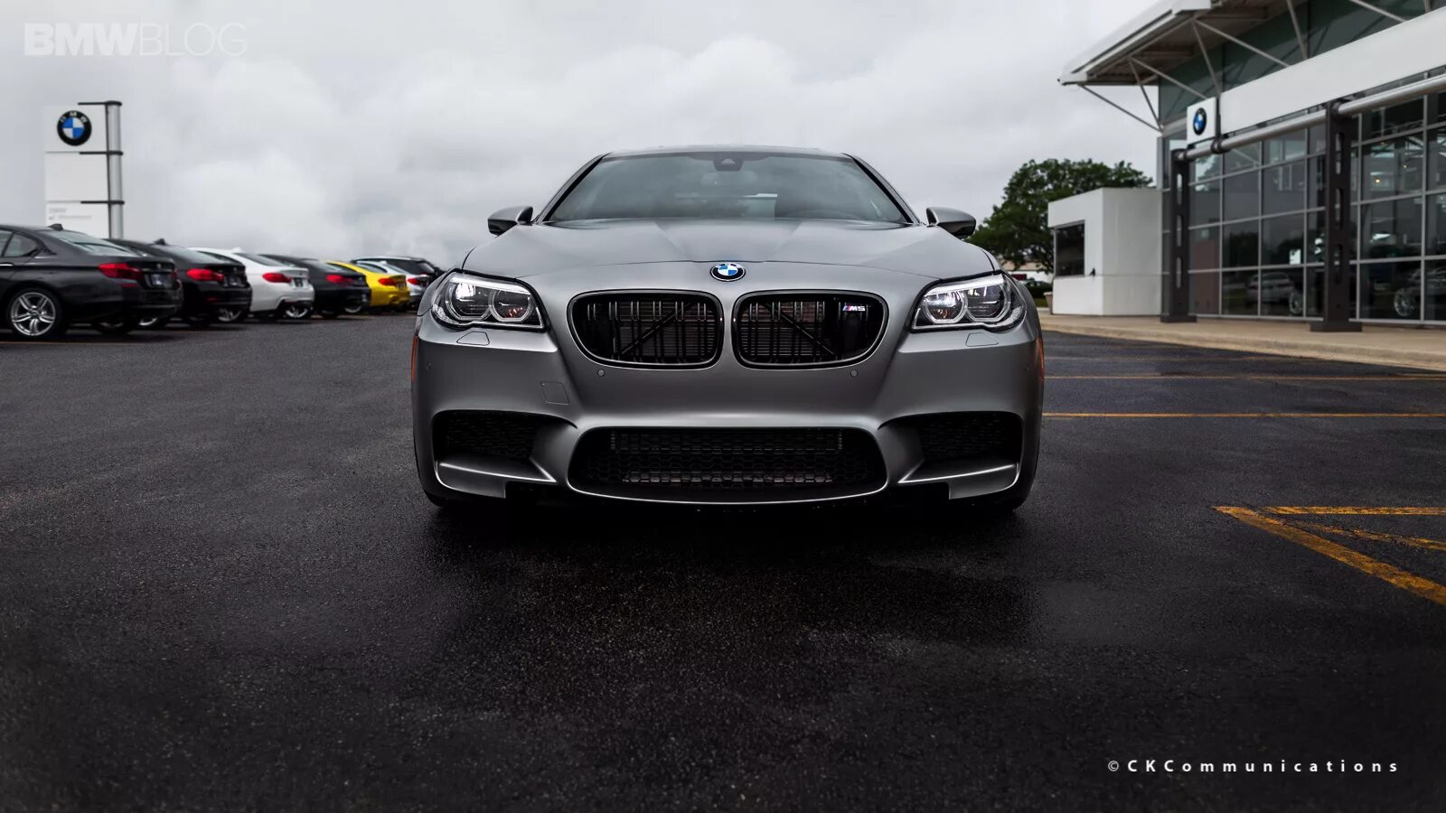 M5 f90 competition 2023 обои. Bmw m5. Bmw m5 f90 jahre edition. Bmw m5 f10 jahre edition. M5 f10 30 jahre.