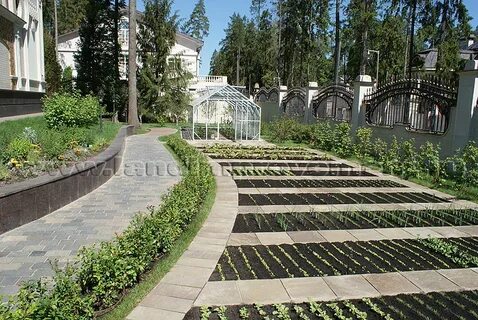 Участок при усадьбе полоса при береге
