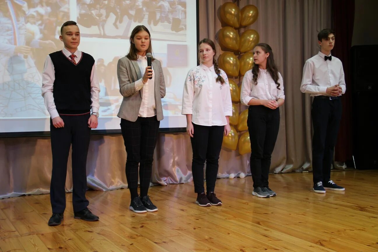 Зезкова марина александровна учитель года. Французская гимназия учителя. Учителя французская гимназия. Гимназия 2 учителя. Учителя французская гимназия.