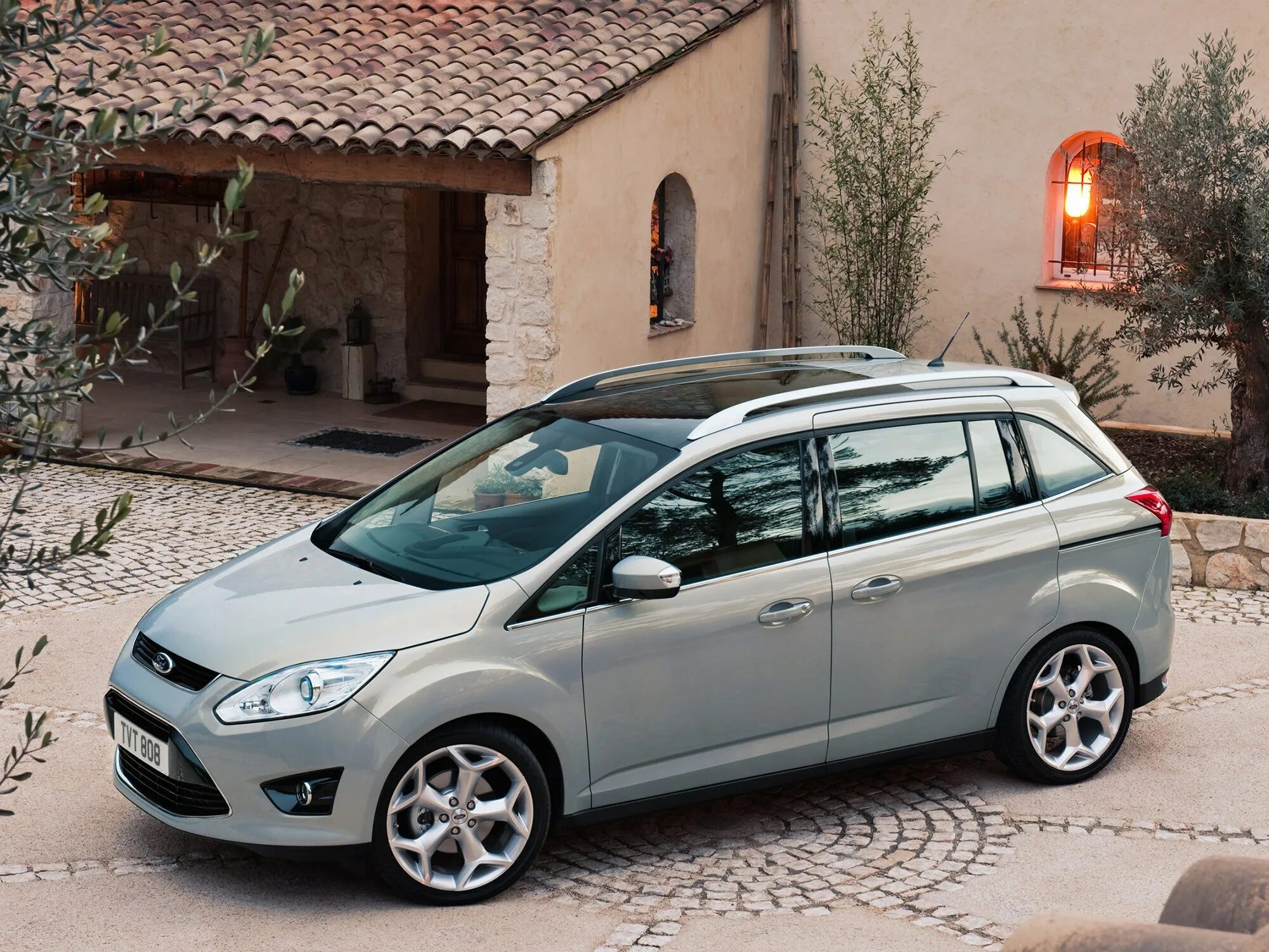 Форд макс 2006 года. Ford grand c-max, 2010. форд c max 2011. ford grand c-max 2011. форд c max 2010.