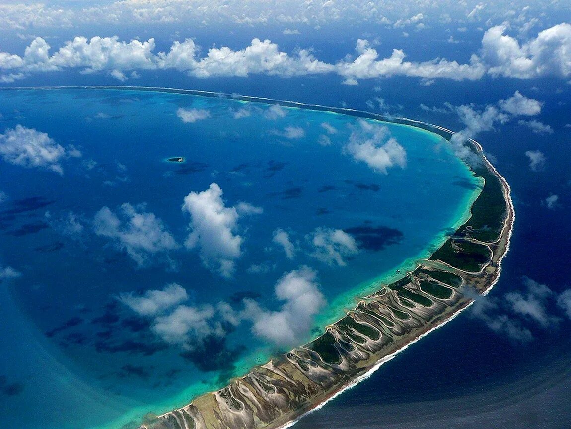 Мальдивы ари атолл мале. Водоем создающий атоллы 4. Атоллы австралии. Коралловые атоллы мальдивы. Водоем создающий атоллы 4.