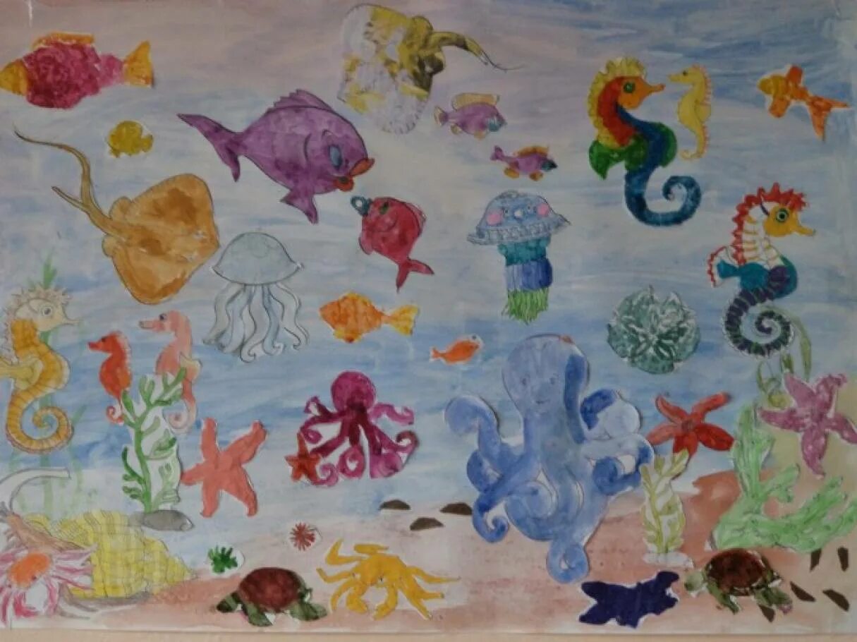 Рисование подводный мир в подготовительной группе. Рисование морские обитатели в подготовительной группе. Рисование морские обитатели в старшей группе. Рисование в детском саду подводный мир.