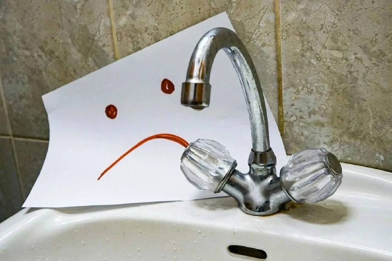 Почему в доме отключили воду