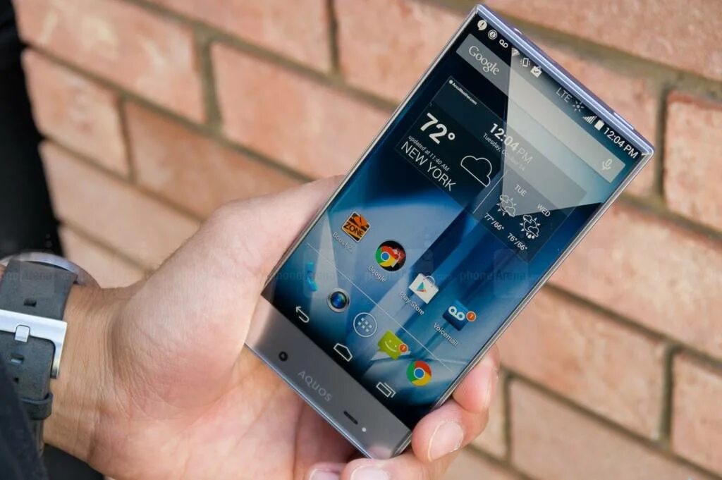 Спокойный телефон. Sharp aquos Crystal. Sharp aquos Crystal 2014. Смартфон Sharp aquos Crystal. Sharp aquos Crystal 3.