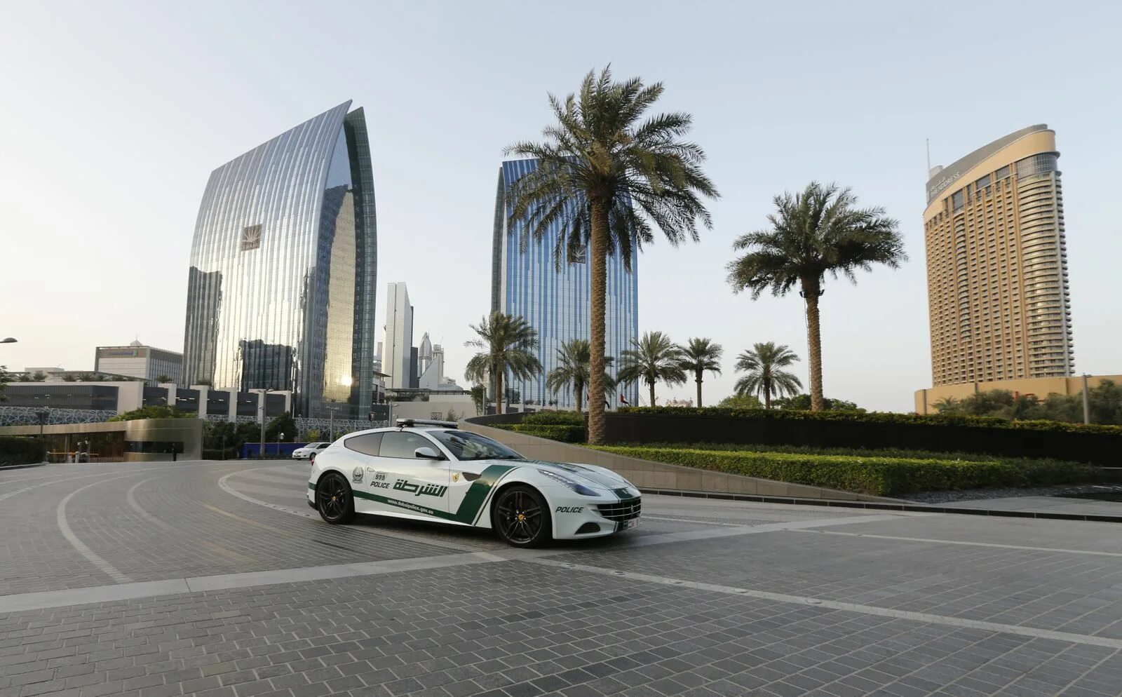 в эмиратах дорого. абу даби порше. бурдж аль-араб - джумейра. мошинхои дубай. в эмиратах дорого.