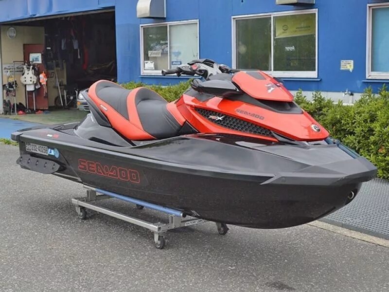 Куплю гидроцикл б у. RXT 260 гидроцикл. Гидроцикл Sea-Doo Spark-3up. Sea Doo RXT X. Sea Doo BRP RXT 260 RS.