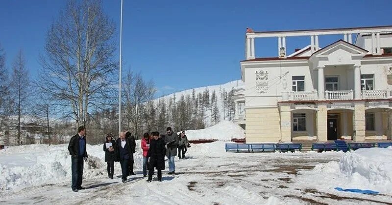 Санаторий поселок талый Магаданская область. Курорт Талая Магаданская область. Талая Магадан санаторий. Кинотеатр поселок Талая Магаданская область. Магаданская талая