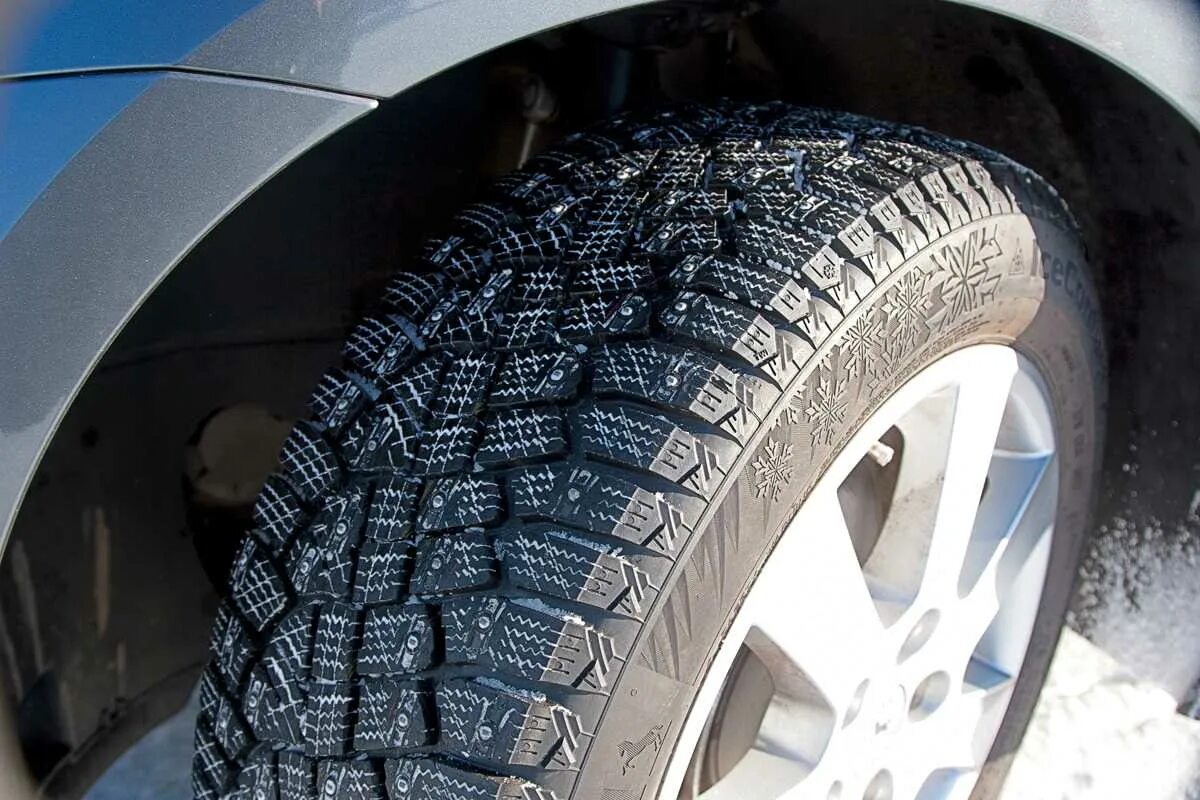 Лучший шип. Continental contiicecontact 3. continental contiicecontact 2. continental icecontact 2 suv. continental icecontact 3 зимняя шипованная.