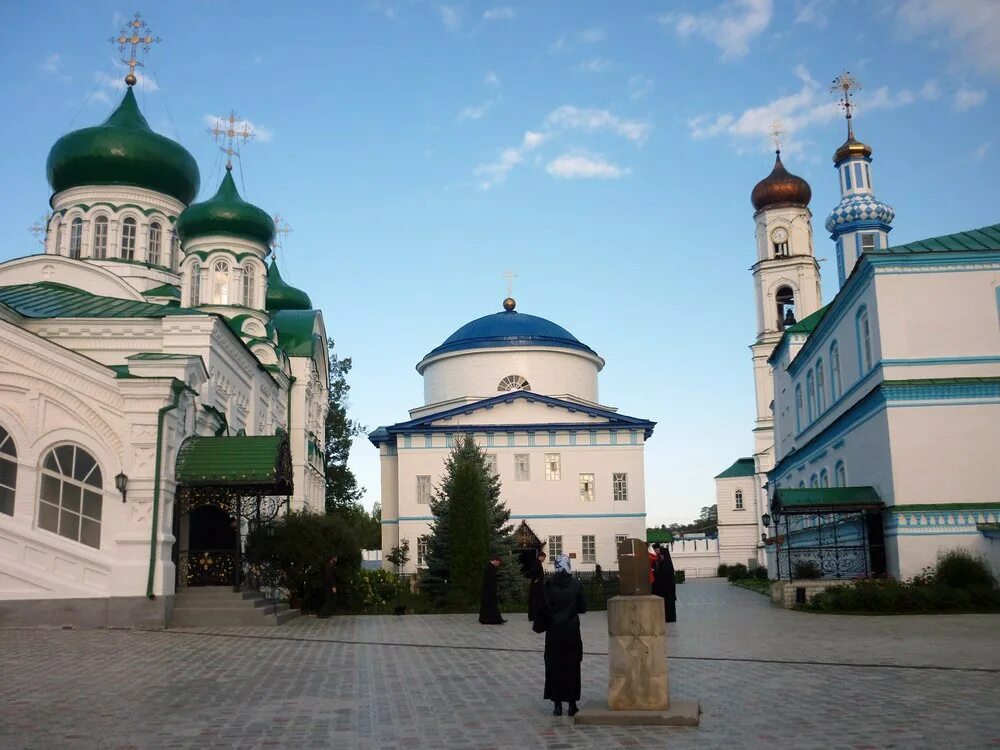 Раифский Богородицкий монастырь. Раифский монастырь в Казани. Раифский Богородицкий монастырь Зеленодольский район. Раифский монастырь Казань достопримечательности. Сайт раифского монастыря