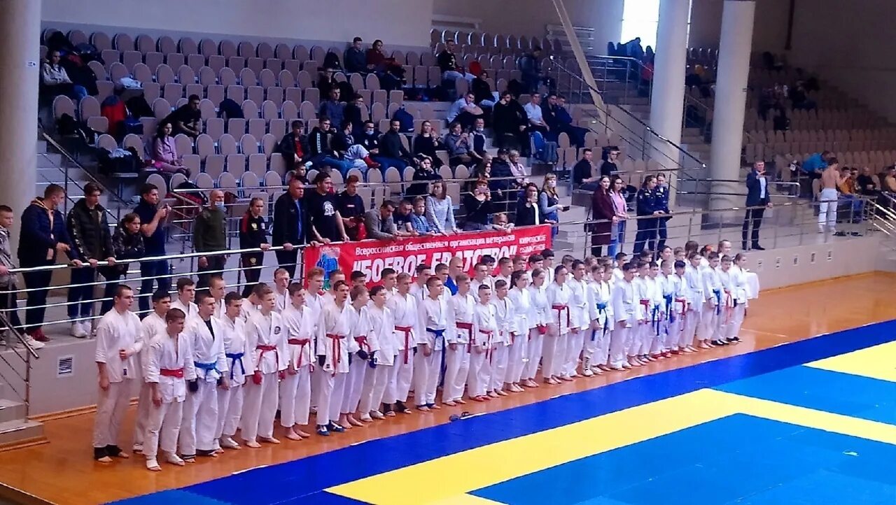 рукопашный бой алапаевск. дмитрий корюкалов рукопашный бой. рукопашный бой. соревнование по рукопашному бою омутнинск 2017. резюк александр александрович.