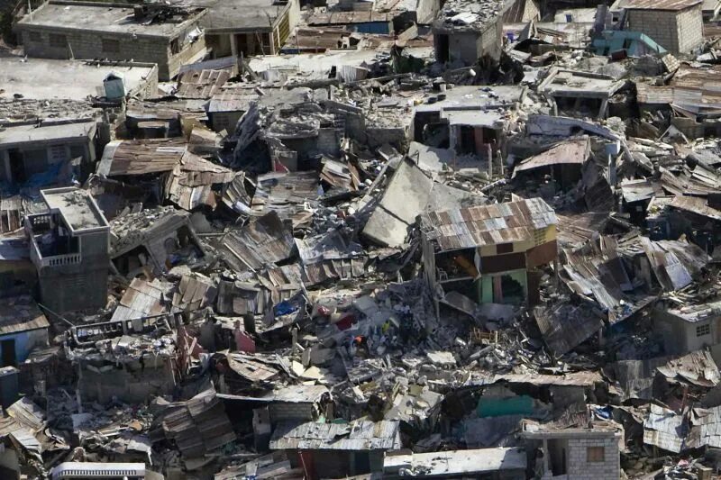 Землетрясение на Гаити 2010 года. Землетрясение в Китае 1556. 12 Января 2010 землетрясение на Гаити.