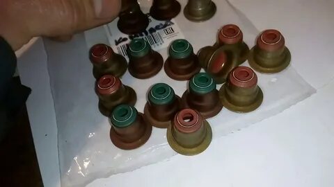 Маслосъемные колпачки оригинал