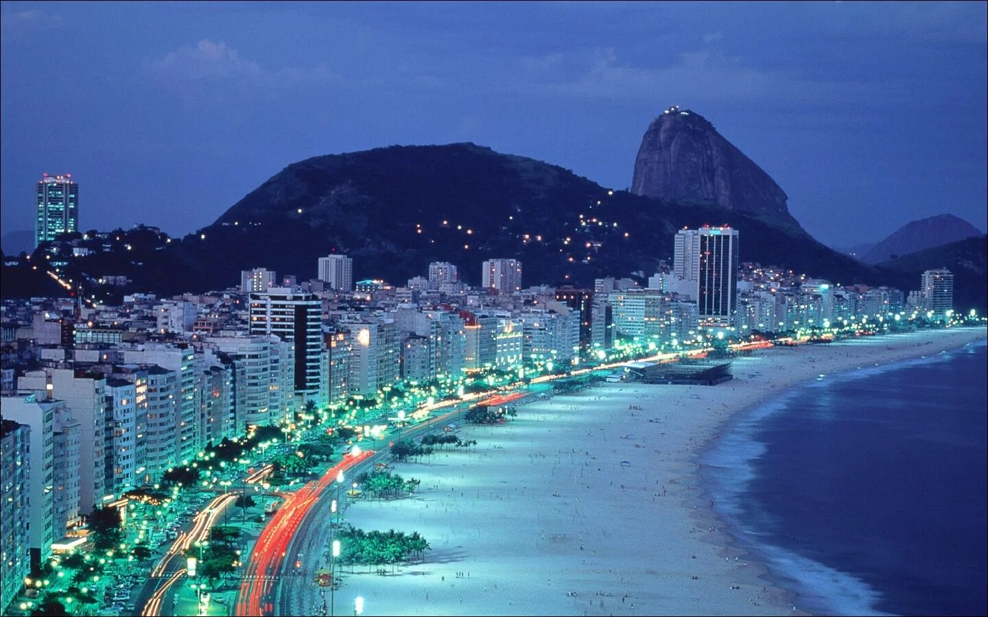 Все о бразилии. Бразилия Рио де Жанейро. Бразилия Копакабана. Пляж Копакабана в Рио-де-Жанейро. Рио-де-Жанейро (город в Бразилии).