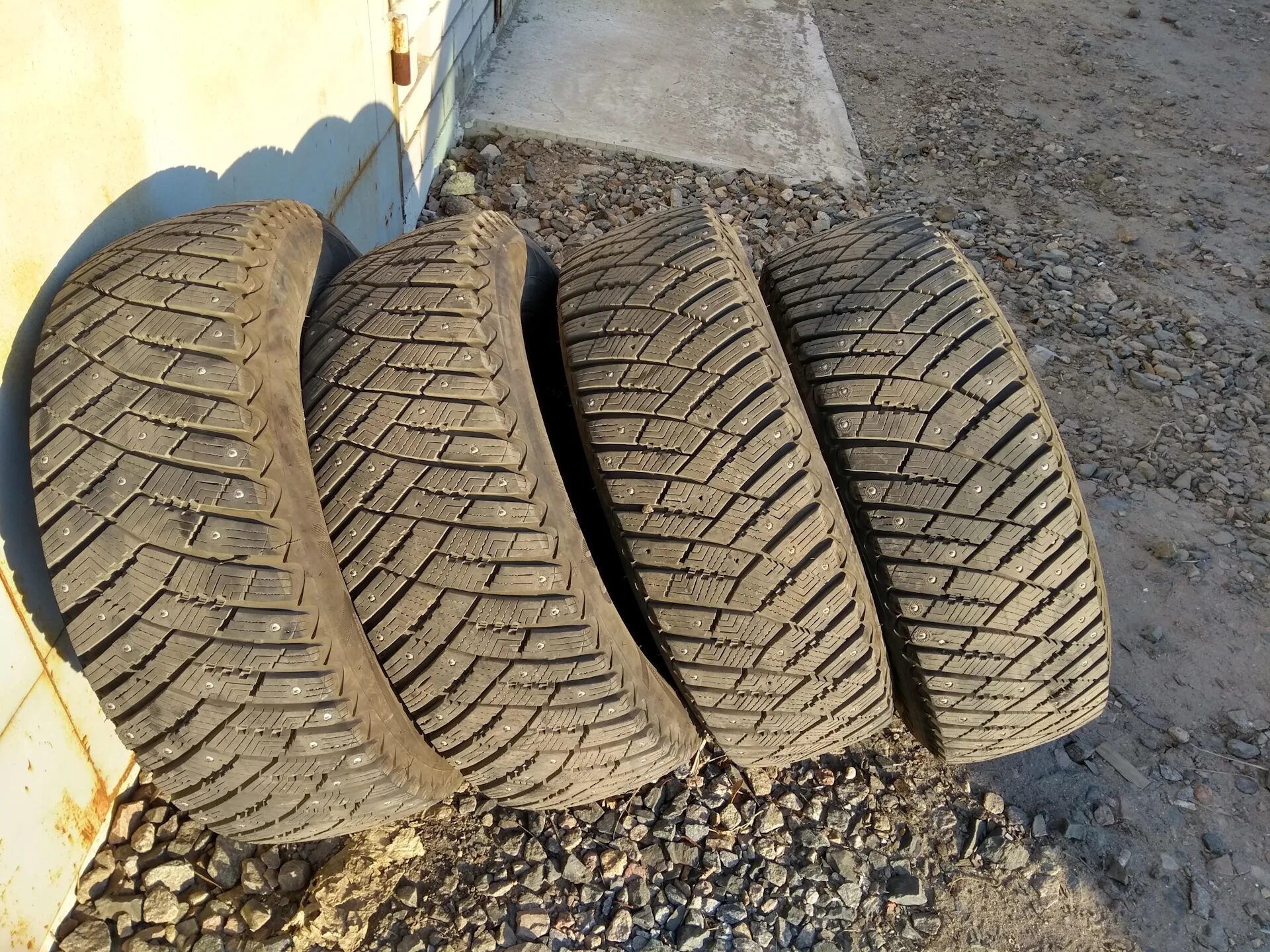 Шина гудиер айс. Goodyear ULTRAGRIP Ice. Goodyear ULTRAGRIP Ice Arctic. Goodyear ULTRAGRIP Ice Arctic 2. Гудиер ультра грип Арктик айс 2 255 55 20.