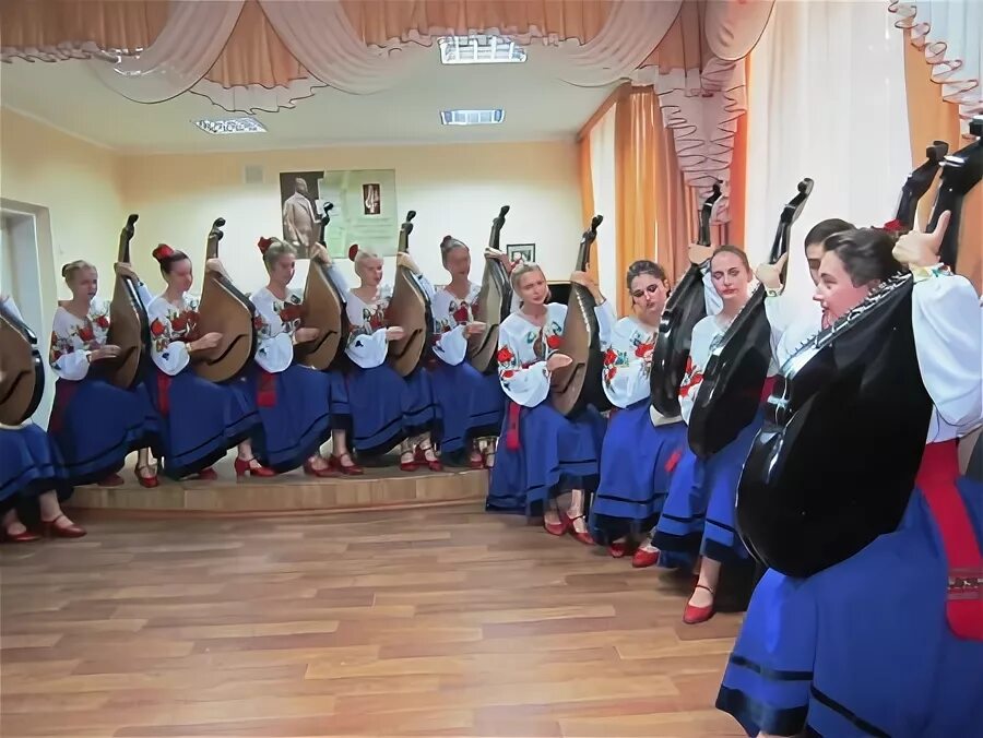 музыкальная школа ялта. а спендиарова выпускники 2022. ялтинская детская музыкальная школа им а. хор созвучие череповец школа 24. муз школа ялта спендиарова.