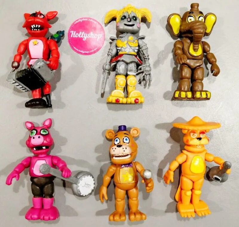 игрушки ночью. кукла ночь. игрушечная ночь. ожившие игрушки. спящий плюшевый мишка.