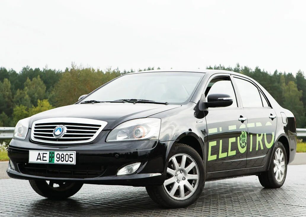 Легковые автомобили из беларуси. Китайский автопром джили. Седан geely sc7. Автомобили белоруссии. Легковые автомобили из беларуси.