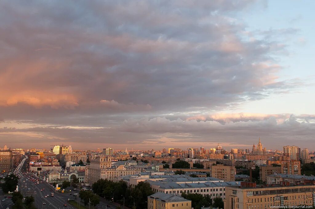 небо москвы закрыто