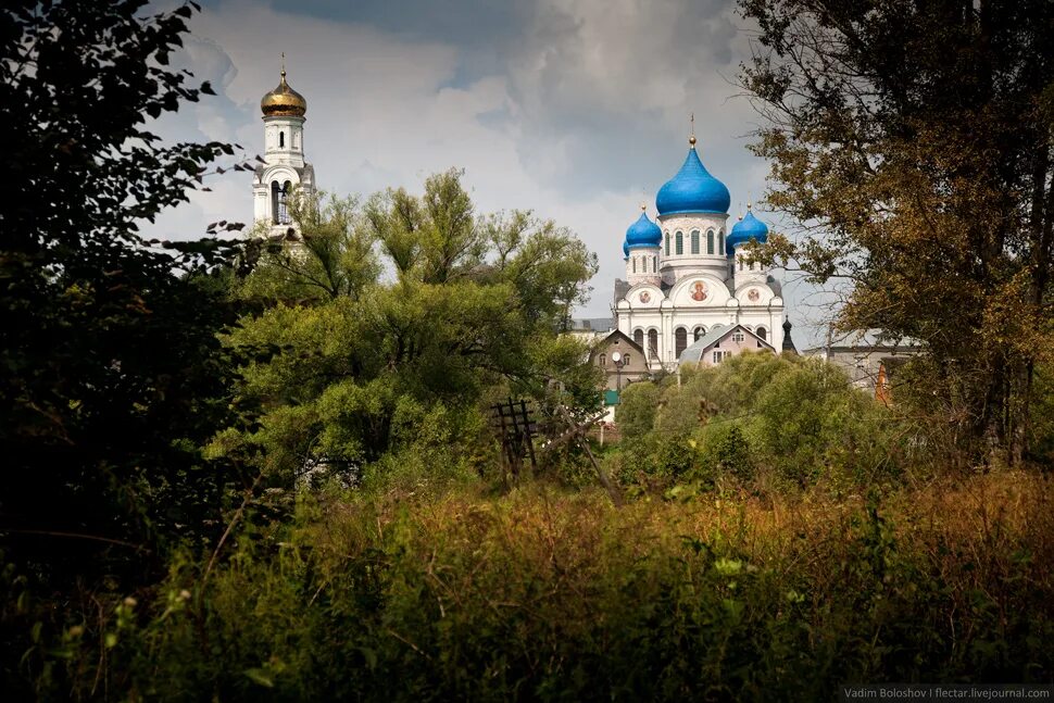 Храм в Рогачево Дмитровский район. Храм в селе Рогачево Дмитровского района. Село Рогачево Дмитровский район Московская область. Деревня Рогачево Дмитровский район. Погода в рогачеве в дмитровском районе