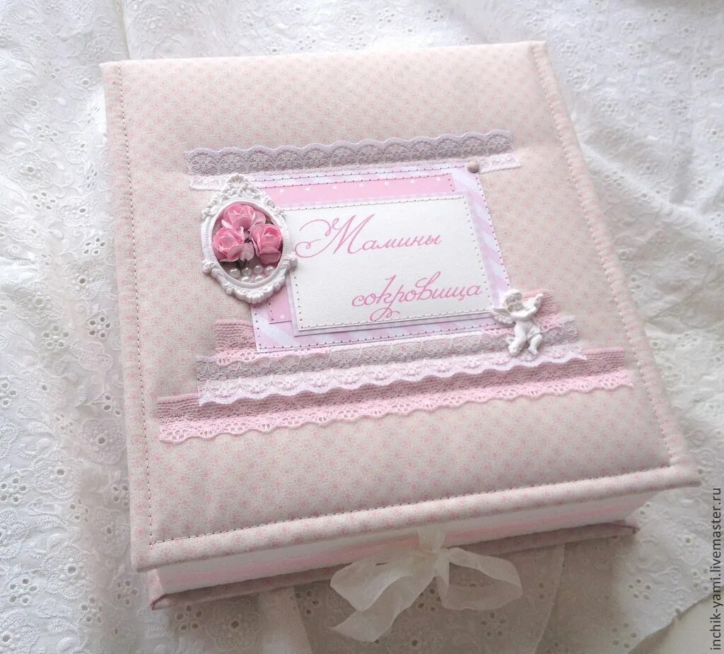 коробки самосборные с фиксатором замочком. коробочка симферополь. белая коробка с белым бантом. коробочка (крафт картон) размер 9х7х3см. подарочные коробки разные.