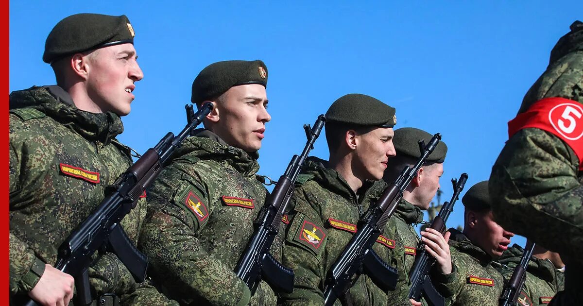 Военнослужащие РФ честь. Долг солдат. Армия летом. Пенсионные войска.