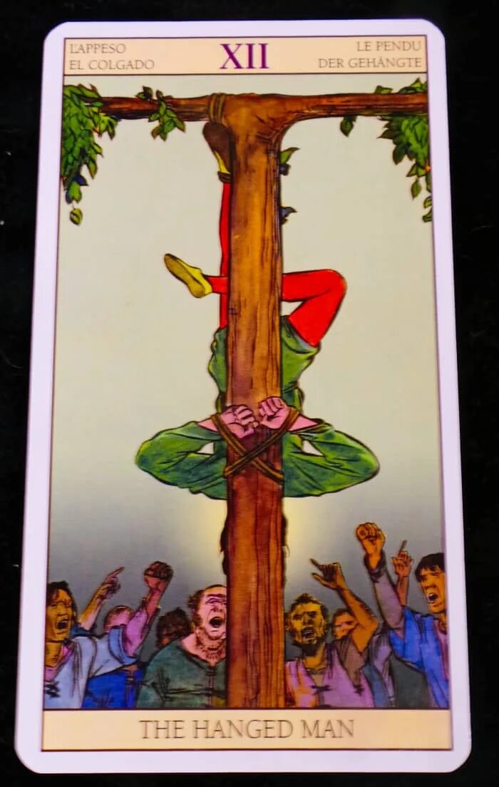 Фортуна повешенный. The hanged man таро. карта повешенный таро уэйта. аркан повешенный таро уэйта. повешенный райдер уэйт.
