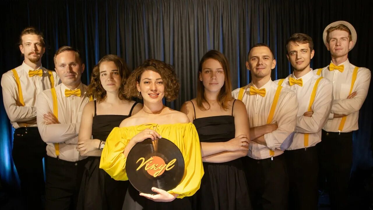 Black lp cover old. лайф бэнд винил тюмень. Vinyl band. 50'50 band. Vinyl band.