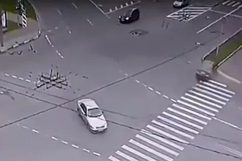 Перекресток уходит