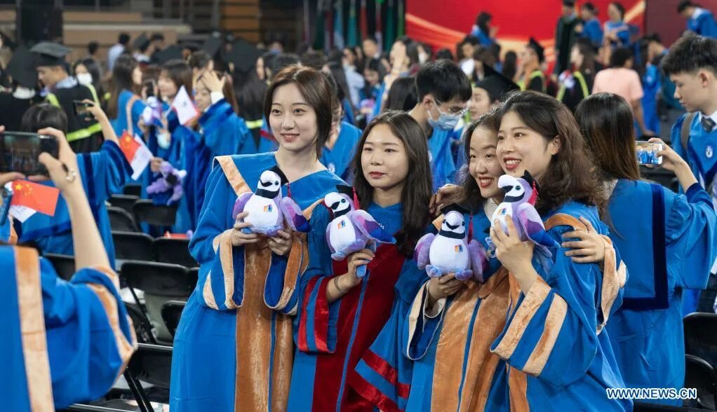 кнр учеба. китайцы студенты. студенты в японии. китайский язык в университете. изучение русского в китае.