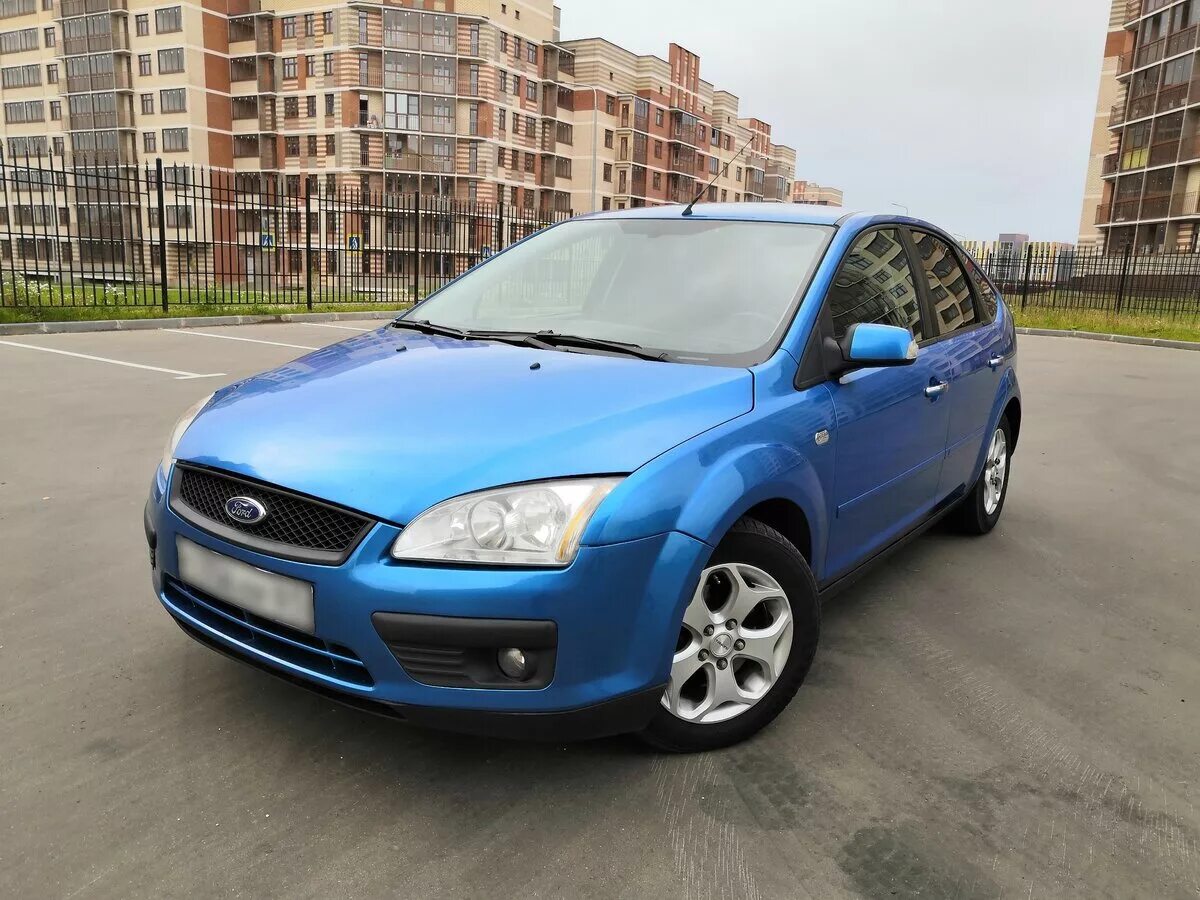 Ford Focus 2 2007 1.6. Ford Focus 2 2007 1.6 Hatch. Ford Focus 2 2007 хэтчбек. Ford Focus 2 синий. Купить форд фокус 2 в омске