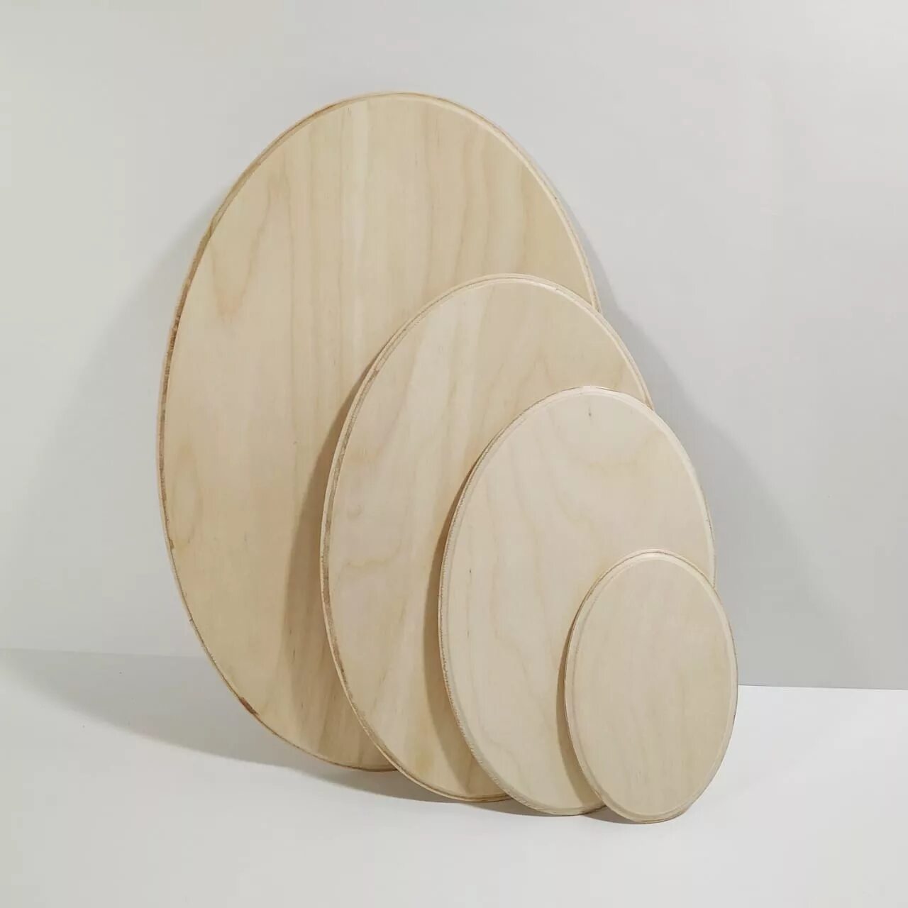 Деревянные заготовки для мозаики. Деревянная болванка. Заготовка c. Деревянная заготовка овальная. Деревянные заготовки для поделок.