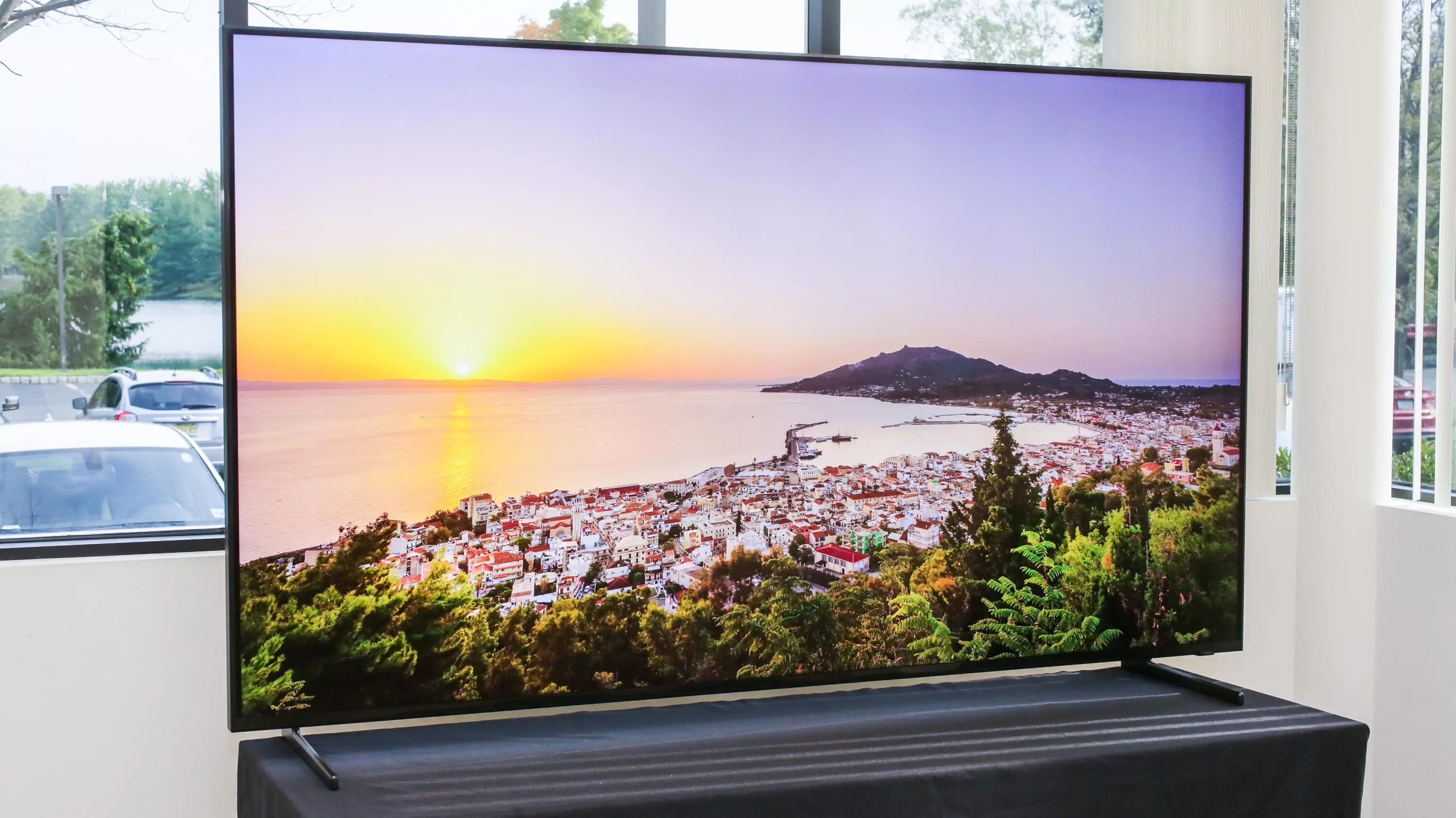 Самсунг вместо телевизора. Телевизор самсунг 8к. Телевизор самсунг QLED 8к. Samsung 100 дюймов 8k.