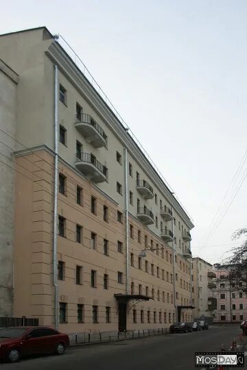Файл:Moscow, Kropotkinsky Lane 18 and 23 (31377184811).jpg - Википедия
