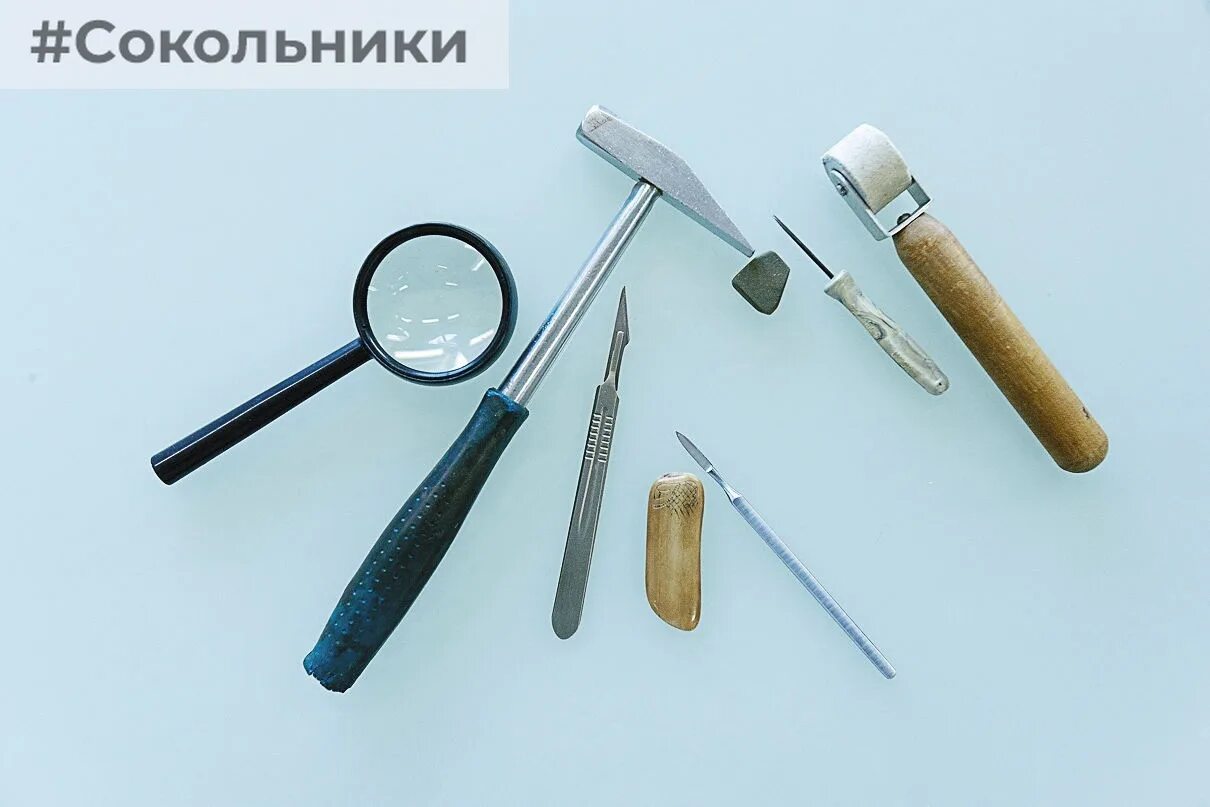 Инструменты реставратора. Реставрационные инструменты. инструменты скульптора. материалы и инструменты реставратора. инструменты реставратора картин.
