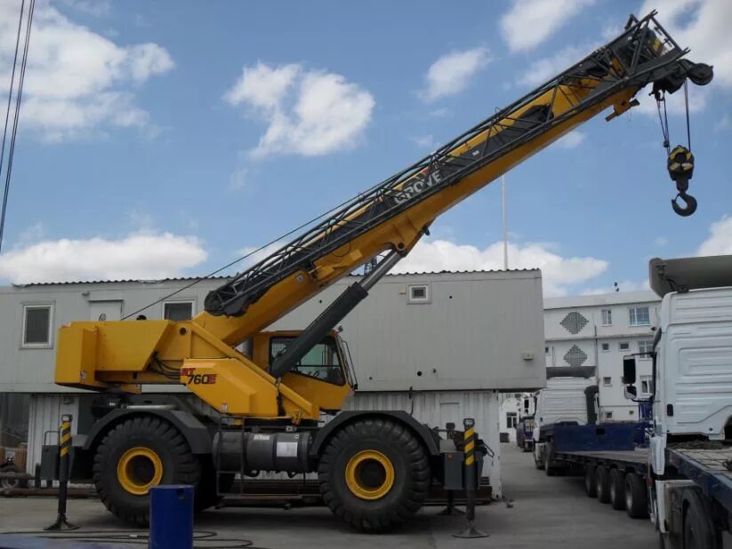 гусеничный кран либхер 400т. нитэк новый уренгой. машинист автовышки (агп). самоходный кран grove rt760e. машинист крана гусеничного и пневмоколесного.