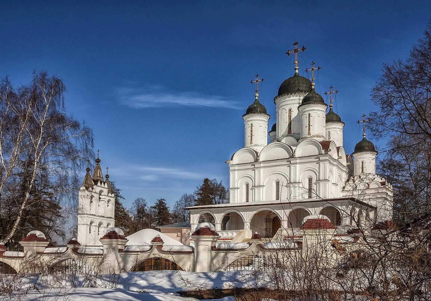 Храм большие Вяземы. Большие Вязёмы храм Преображения. Церковь Спаса Преображения в больших Вяземах.